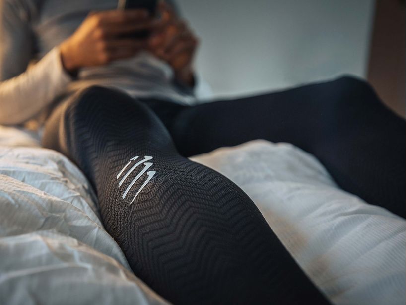 FULL LEGS COMPRESSION LEG SLEEVES BLACK